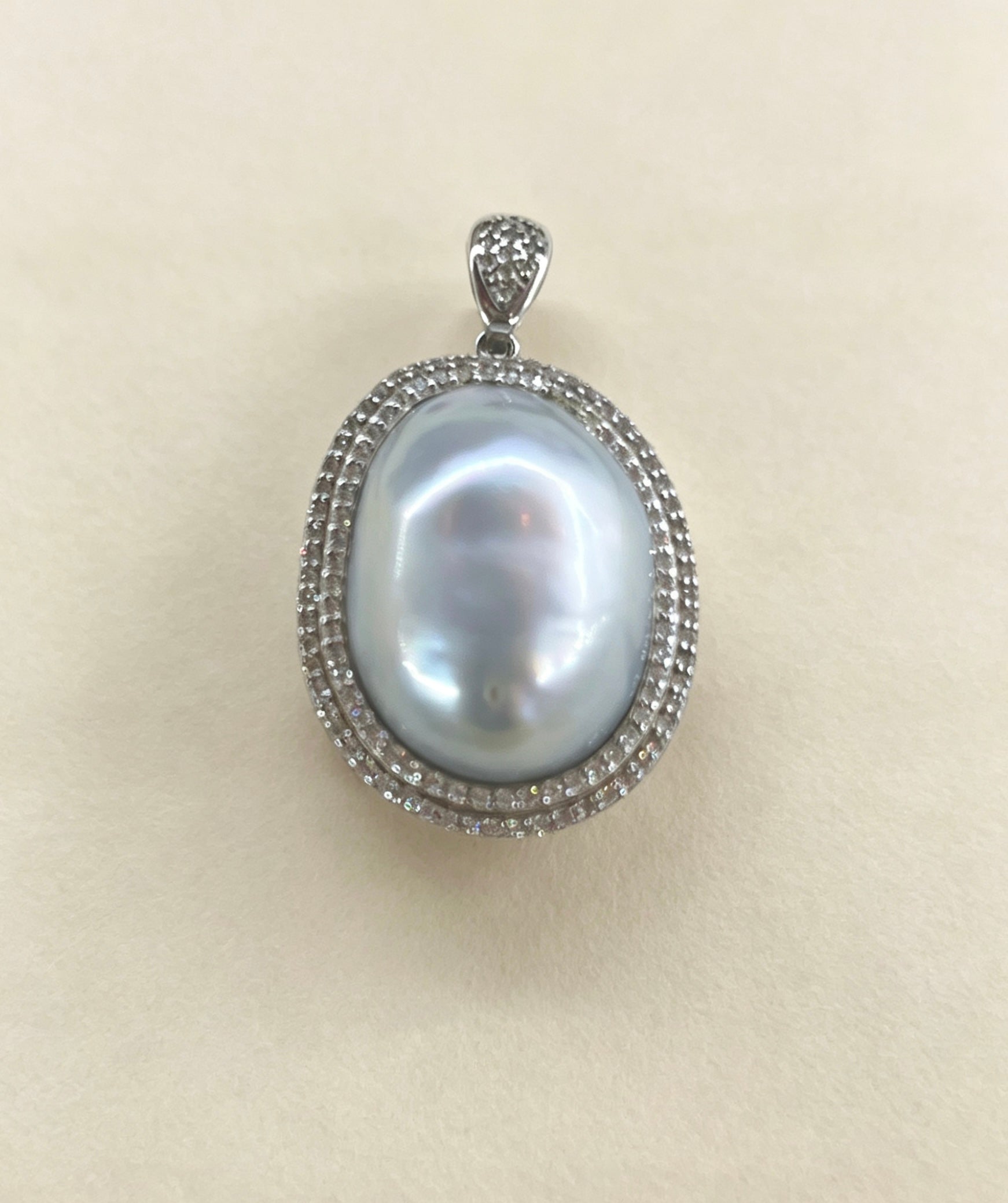“Touch” Seawater Australian-White Baroque Pearl Featured Pendant Collection