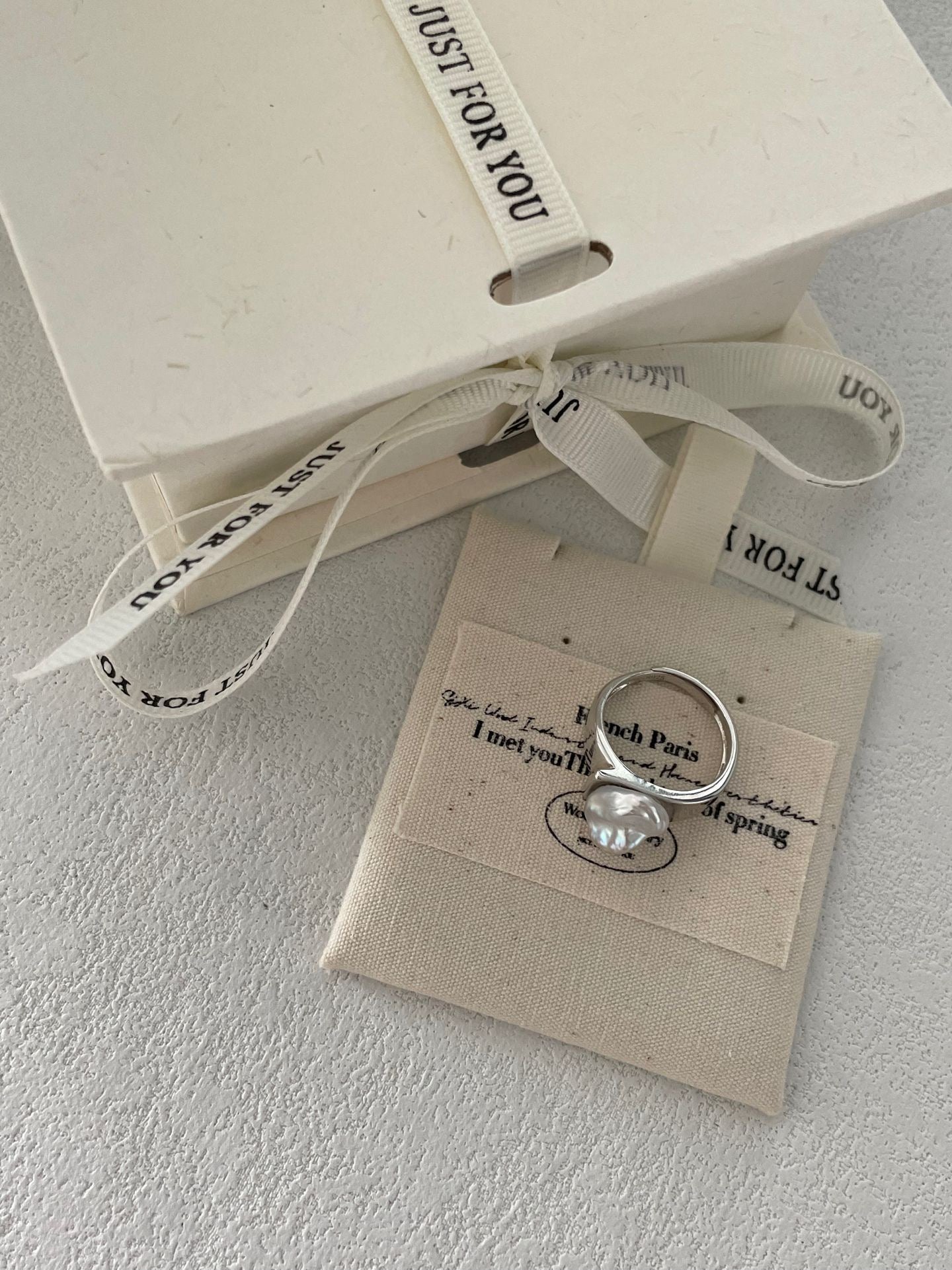 Keshi White Pearl Ring
