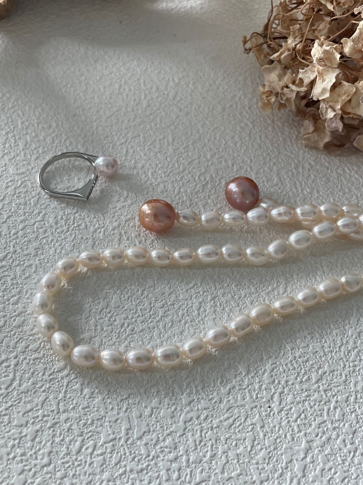 Pearl Grape Long Sweater Chain