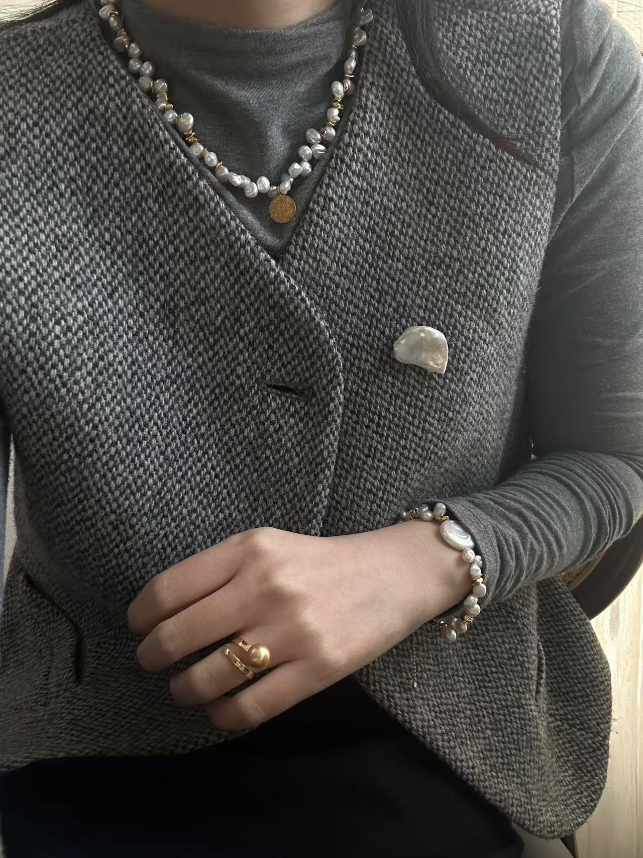 Metal Keshi Pearl Golden Necklace