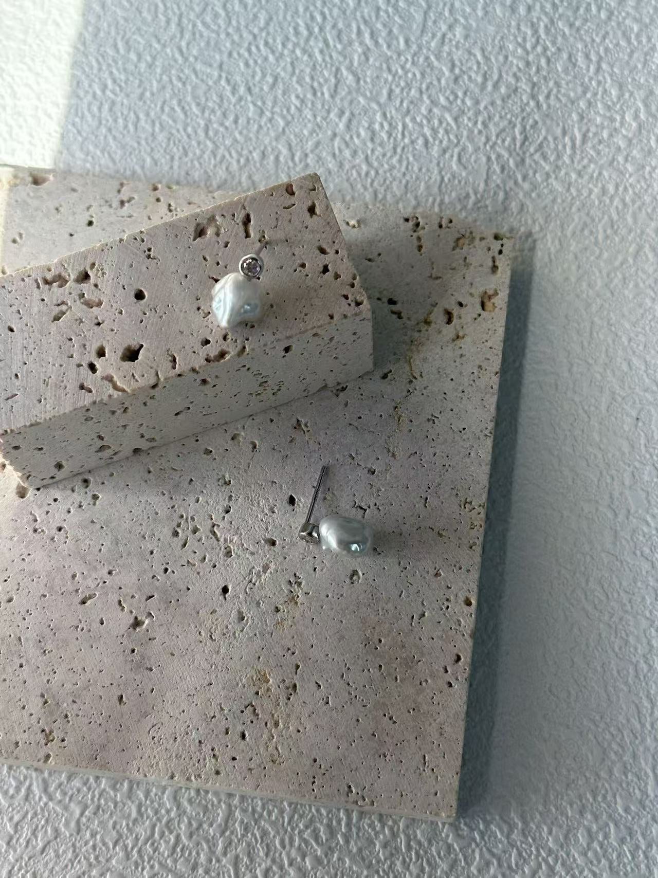 Keshi Diamond Earrings