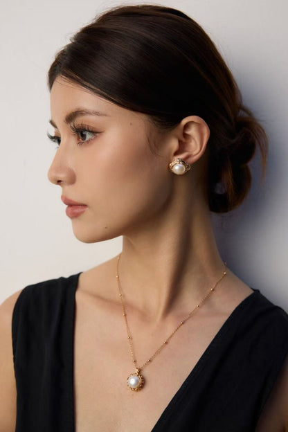 Sun flower Large Natural pearls Necklace