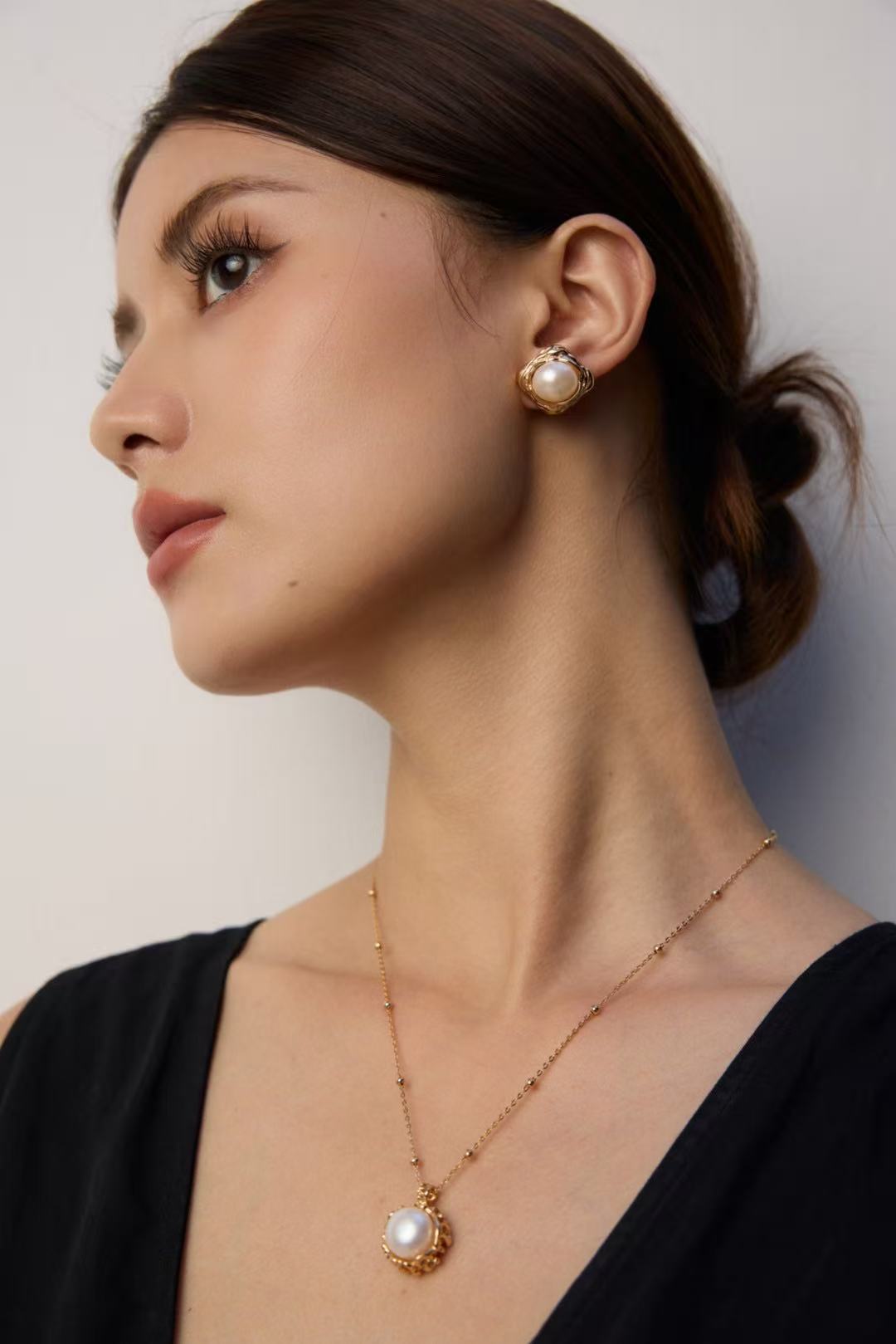Sun flower Large Natural pearls Necklace
