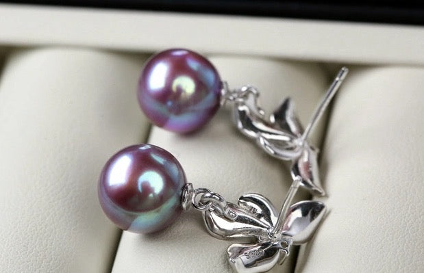 ‘’ Floral Words‘’ Iris purple Edison Earrings