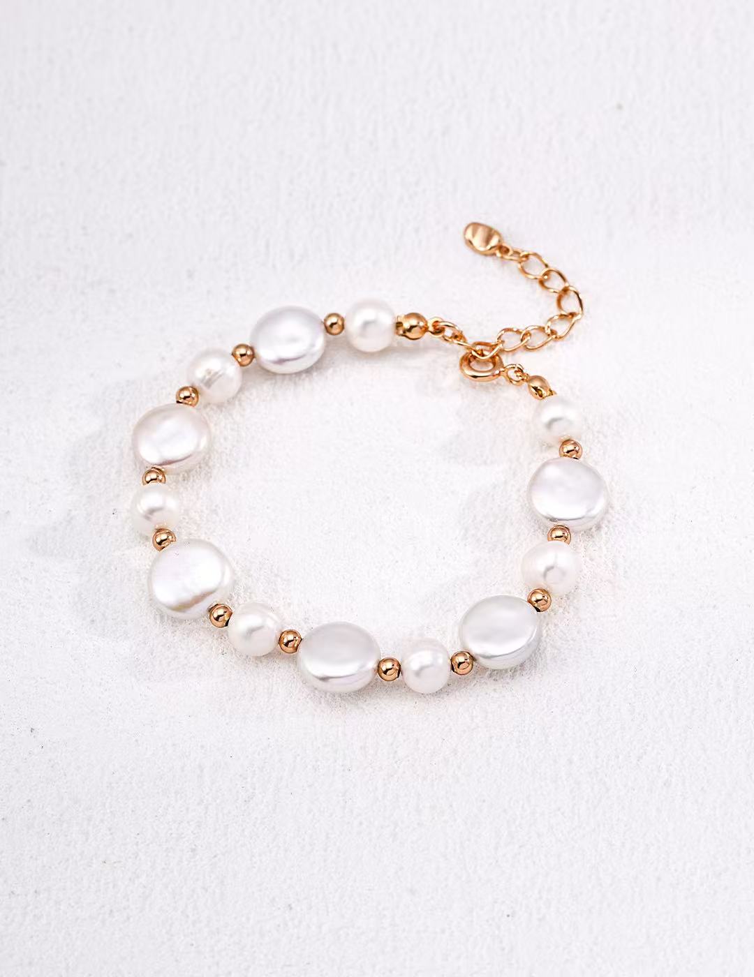 Lustre Flat Style Pearls Bracelet