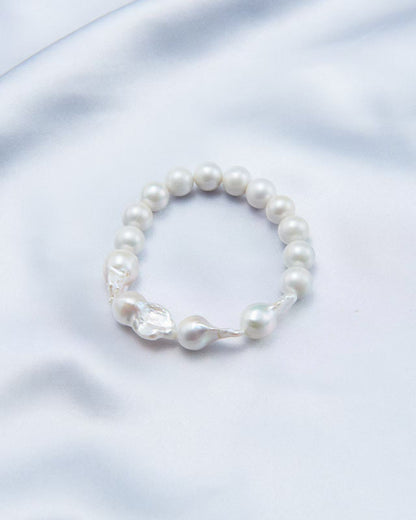 Cream Beads Baroque Pearl Bracelet