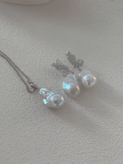 Butterfly Glitter Baroque Earrings