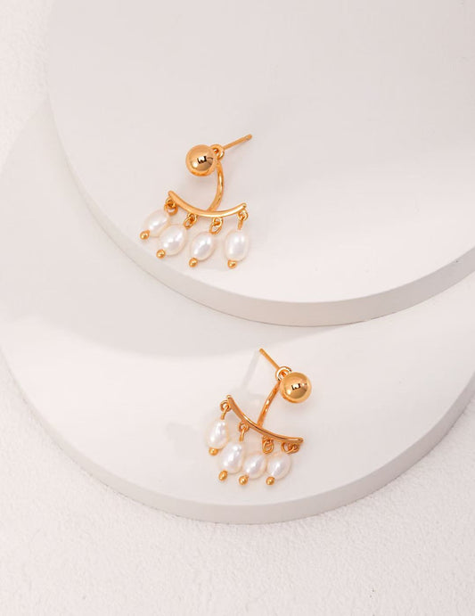 Elegant Fan-shaped Pearl Earrings