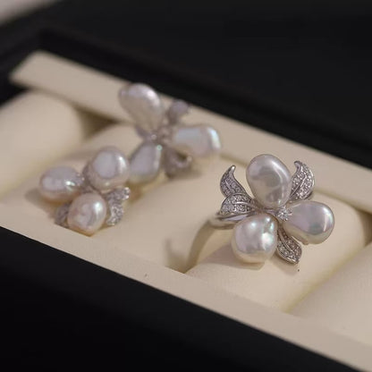 'Sakura whispering' freshwater three-leaf petal keshi pearl stud earrings & ring set