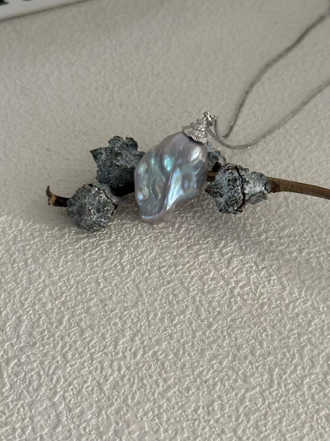 ‘Fishtail Hat’ grey-blue seawater baroque pearl pendant