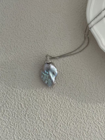 ‘Fishtail Hat’ grey-blue seawater baroque pearl pendant