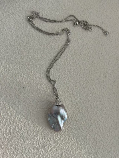 ‘Fishtail Hat’ grey-blue seawater baroque pearl pendant