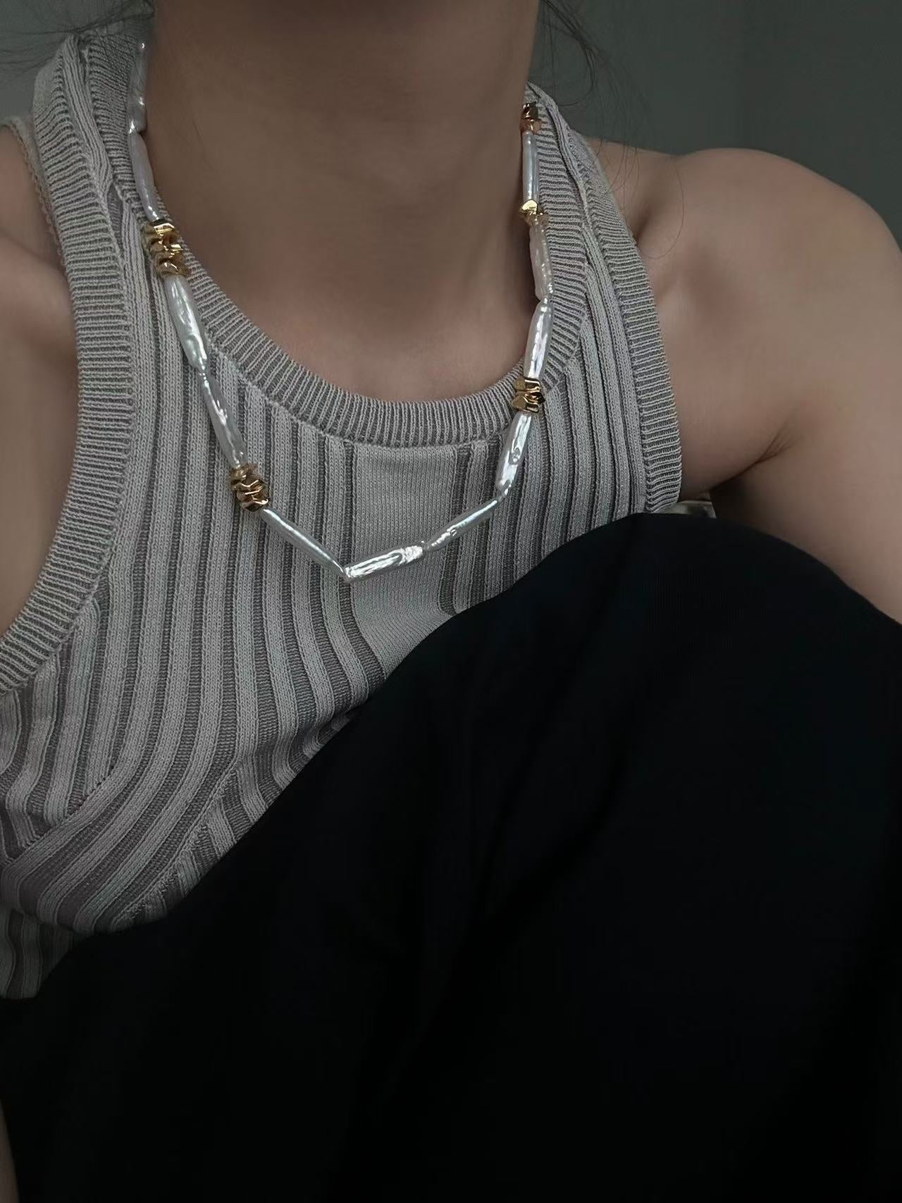 Metal Baroque Necklace
