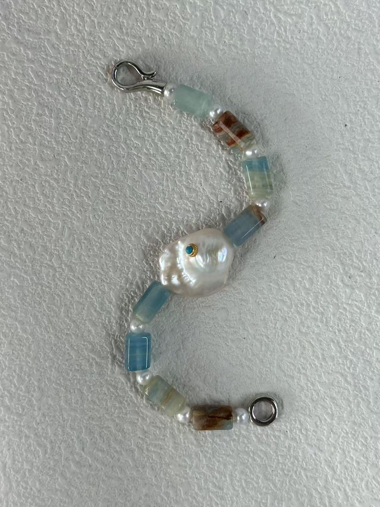 Blue Eye Turquoise Crystal Baroque Bracelet