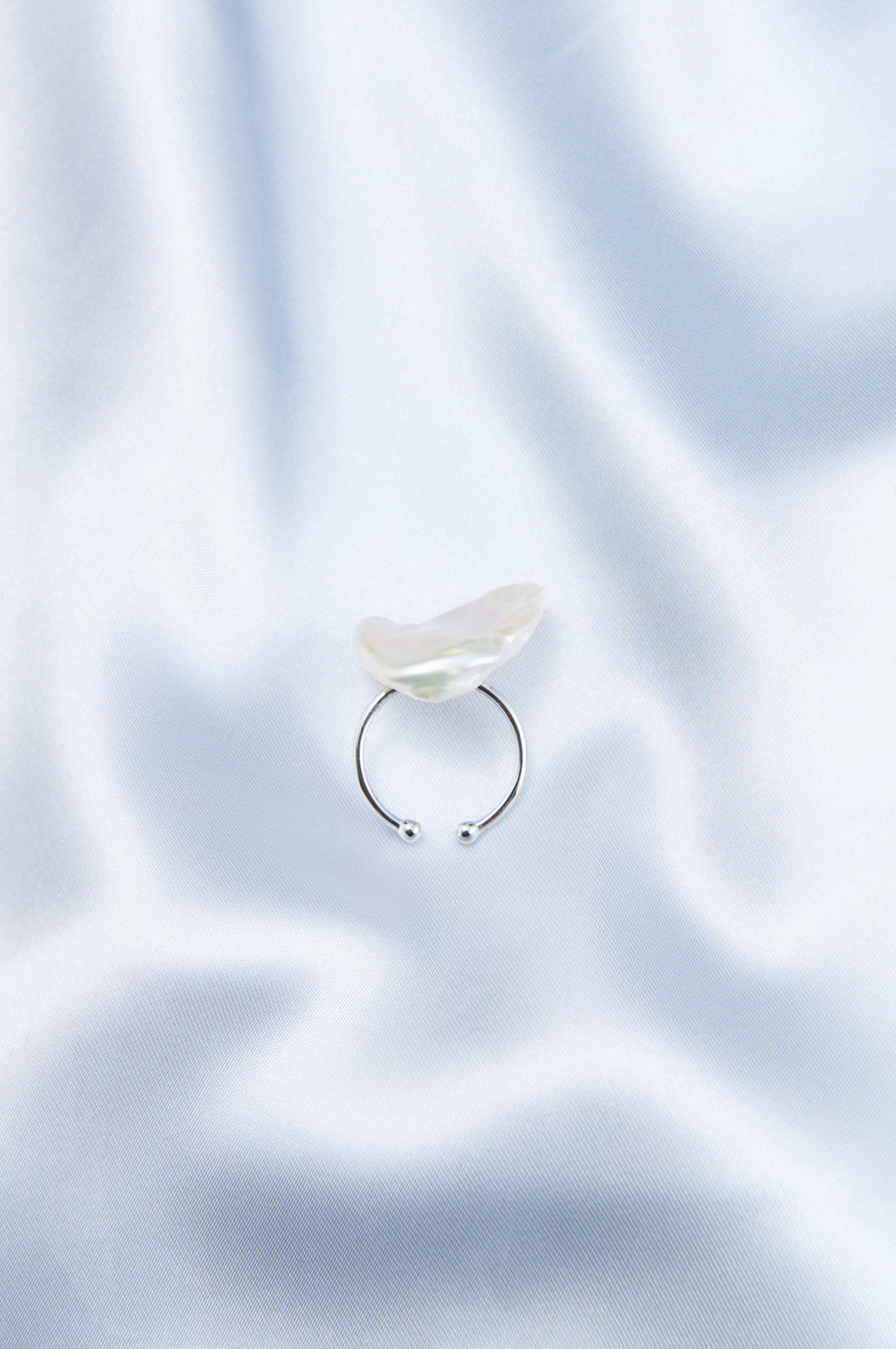 Petal Pearl Ring