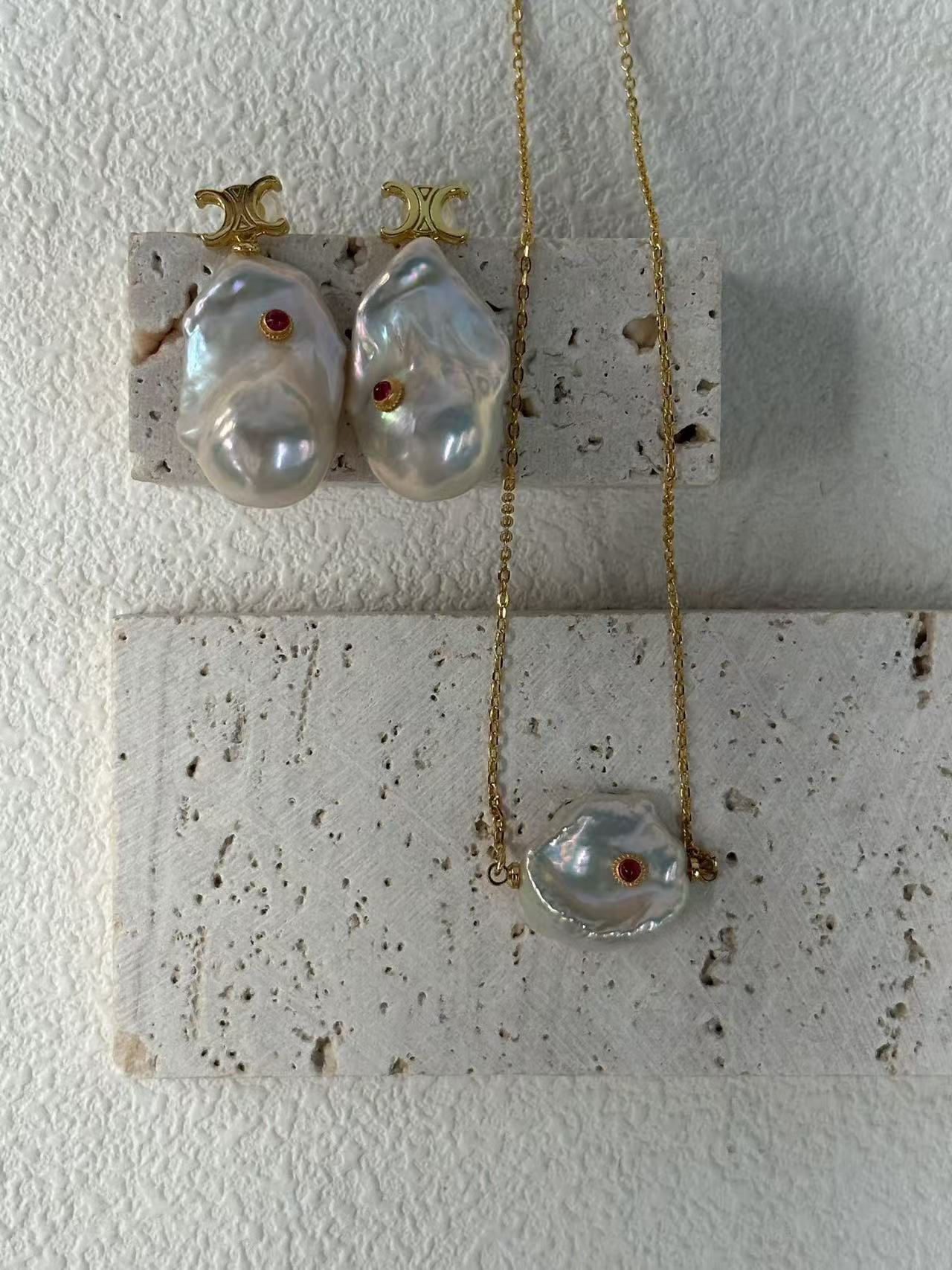 Ruby Cloud Baroque Necklace