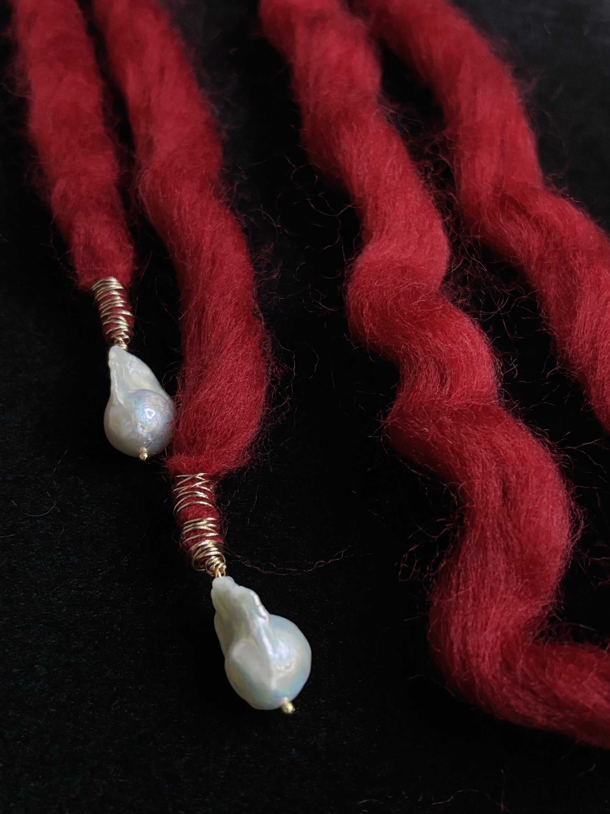 Christmas Baroque Pearl Necklace Collection