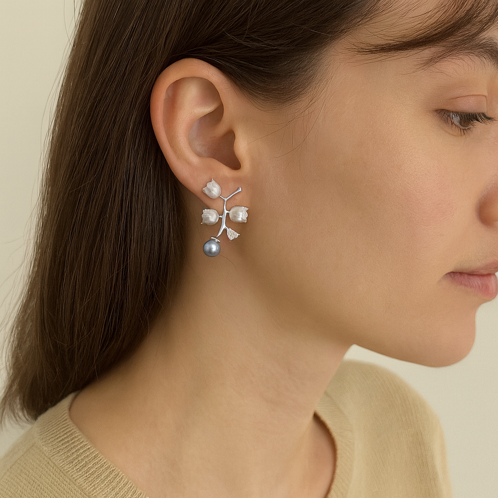 “Floral words” lily-of-the-valley Blue Akoya Pearl Earring