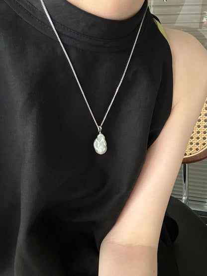 Cold Light Plating Classic Collection Baroque Pendant