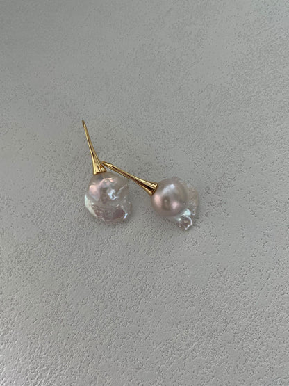 Cream Dumplings Large Core Baroque Earrings