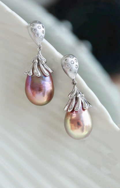 ‘’Floral Word‘’ Pod Earrings