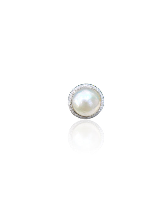Horse Shells Diamond Ring