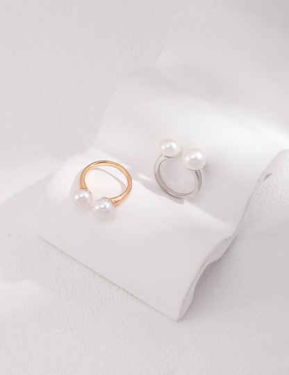 Nude Pearl Floating Ring