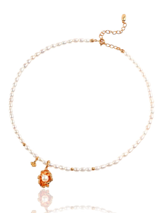’Sea Waves‘ Pearls Necklace