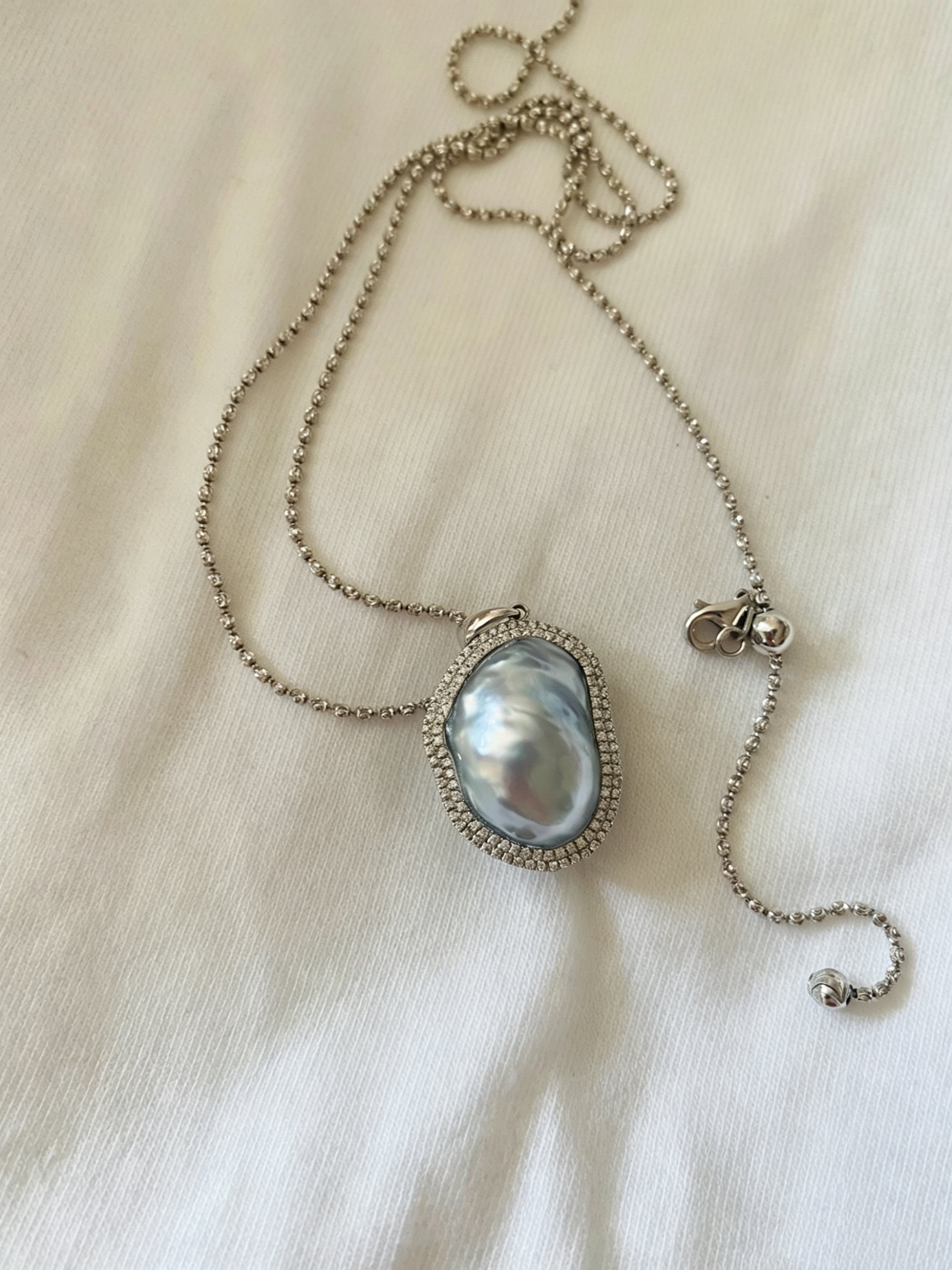 “Touch” Seawater Australian-White Baroque Pearl Featured Pendant Collection