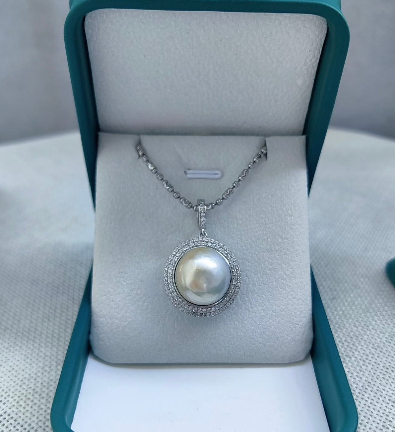 “Touch” Seawater Australian-White Baroque Pearl Featured Pendant Collection