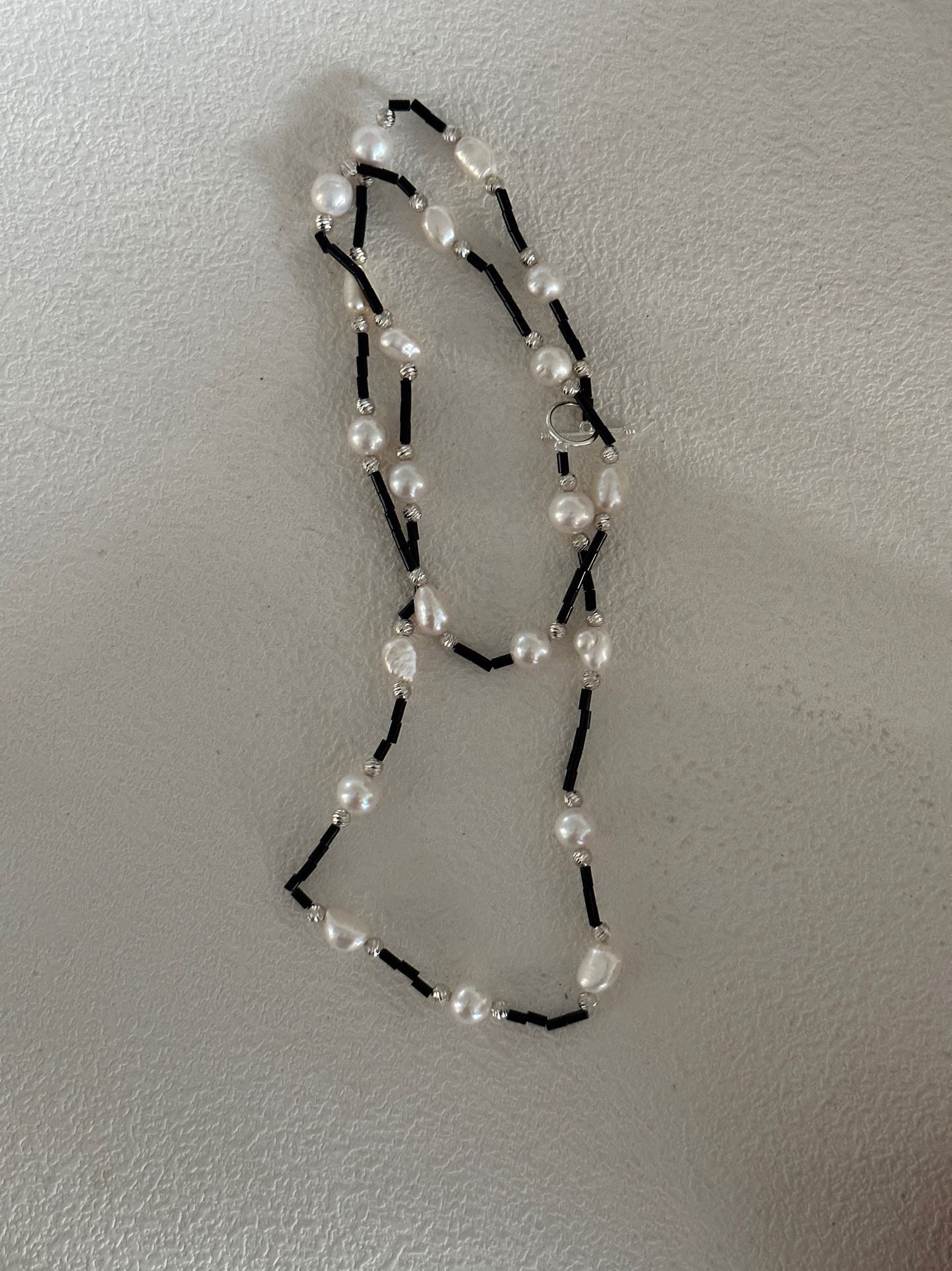 Baroque Sea Round Pearl & Onyx Beads Long Sweater Chain