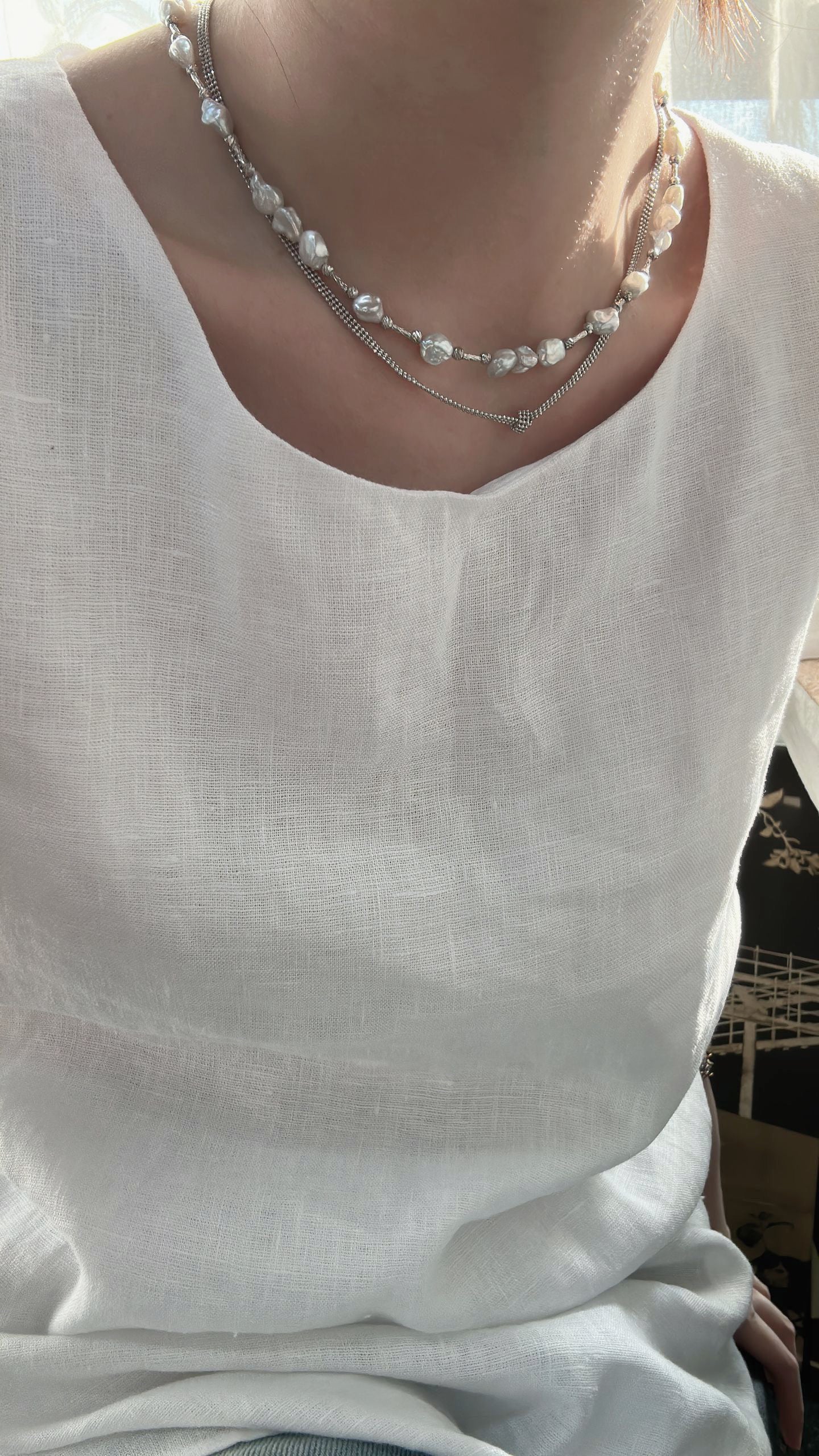 Silver and Blue Flow・Natural Keshi Pearl Silver Knot Necklace