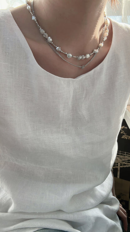 Silver and Blue Flow・Natural Keshi Pearl Silver Knot Necklace