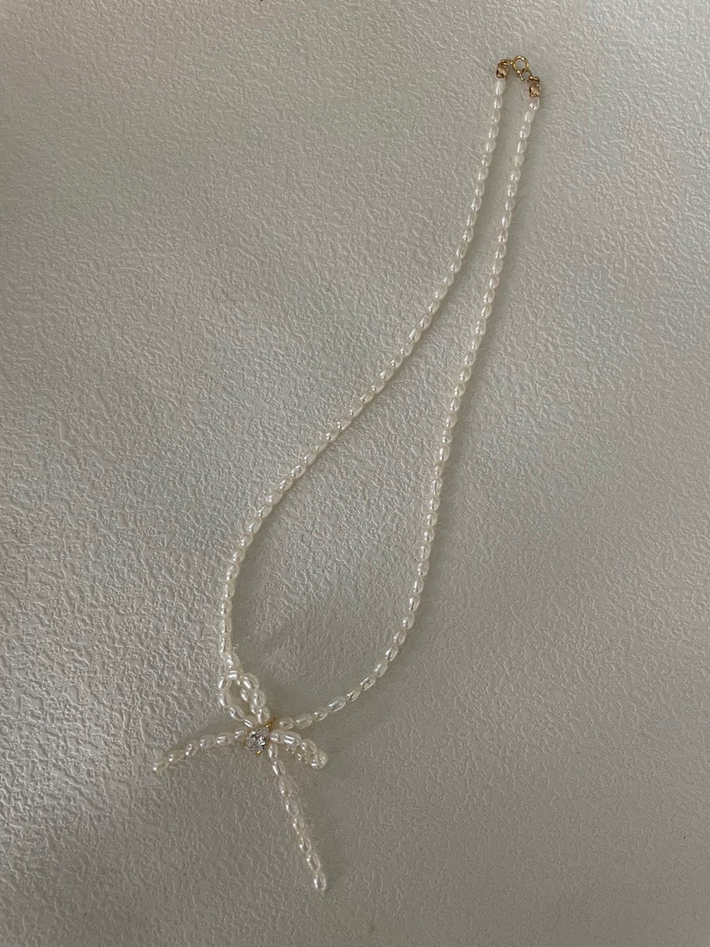 Butterfly Knot Grain Pearl Choker