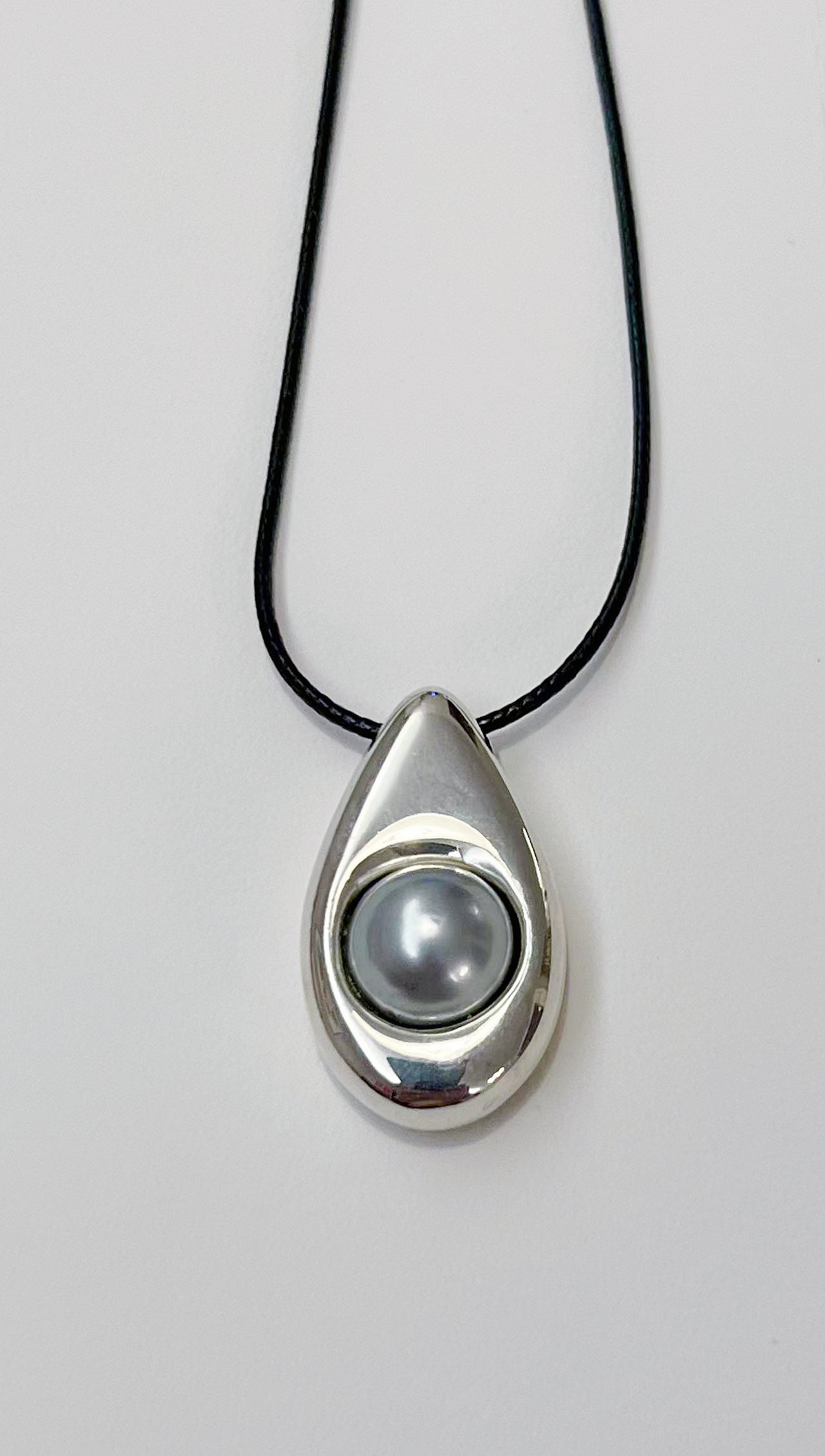 ‘Cthulhu Mythos’ Antiques Seawater Pearl Pendant Collection