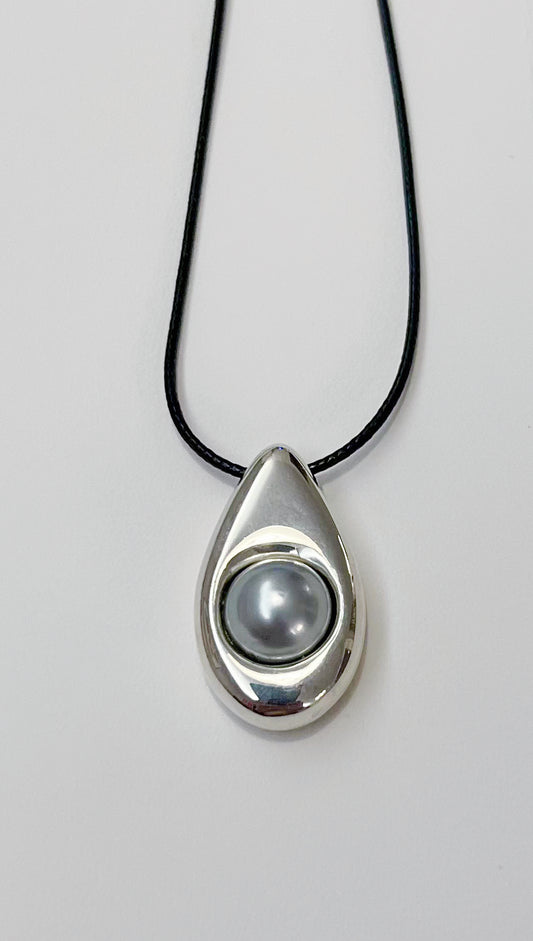 ‘Cthulhu Mythos’ Antiques Seawater Pearl Pendant Collection