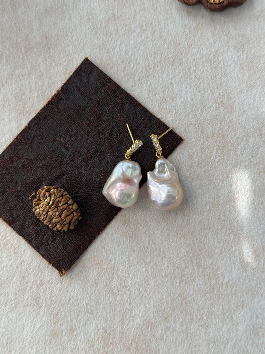 Fairy Pink Natural Freshwater Baroque Pearl Minimalist Diamond Stud Earrings