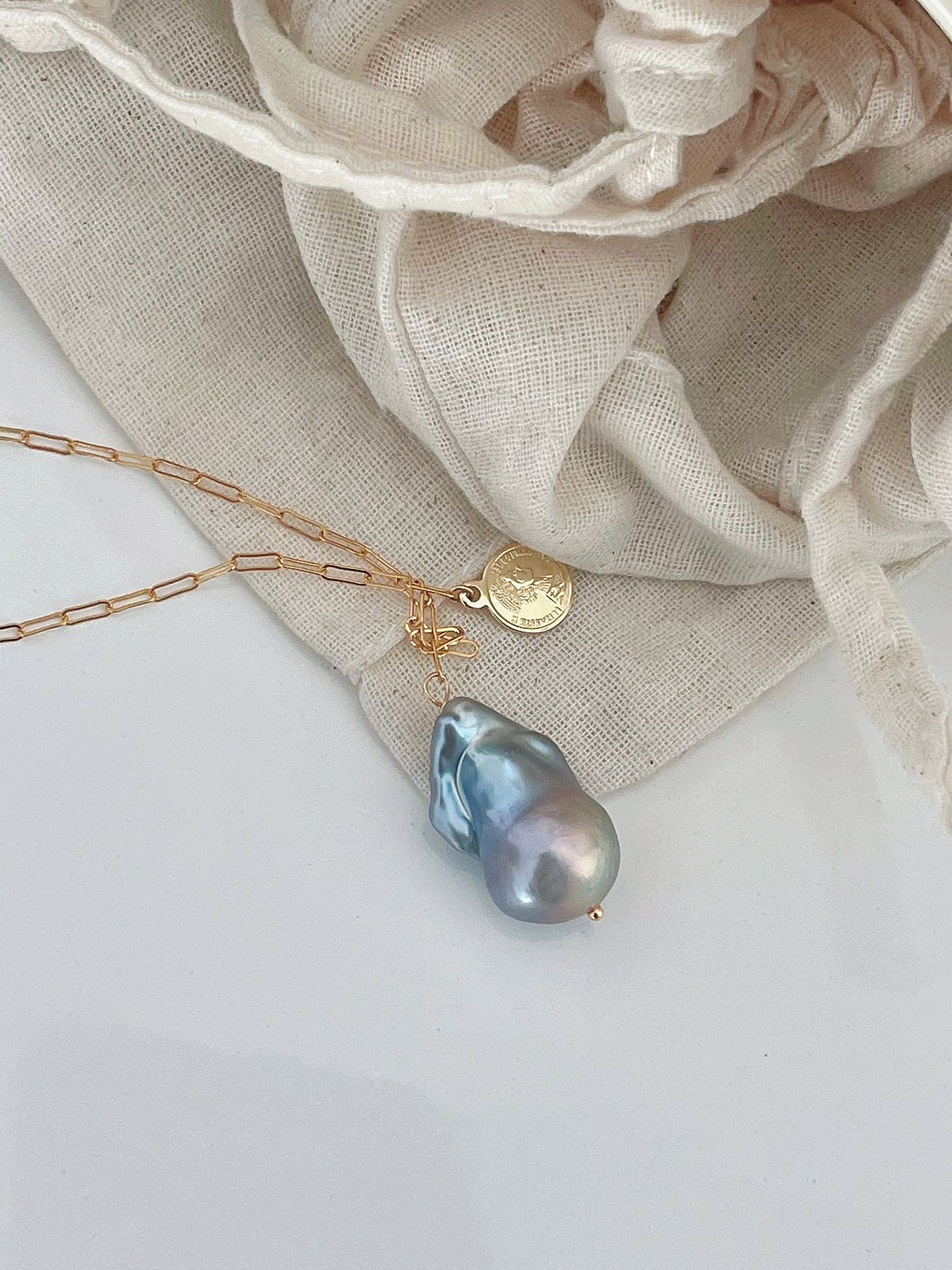 Blue-Blooded Baroque Natural Pearl Gold-Plated Silver Roman Pendant