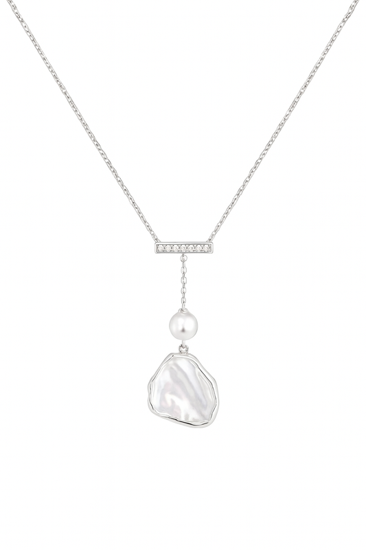 “Balance Wood” Shell Baroque Necklace